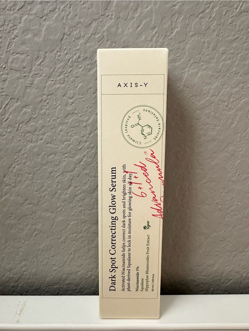 Axis-y Dark Spot Correcting Glow Serum